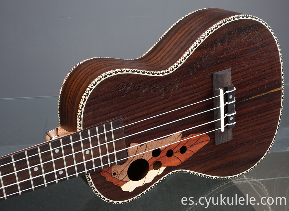 ukulele1